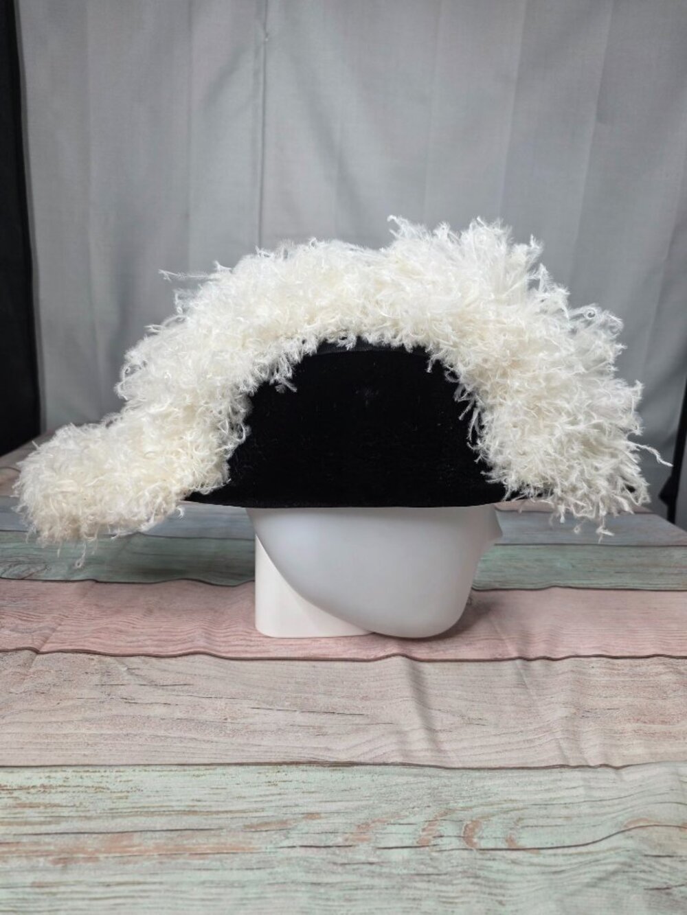 Vintage Lynch & Kelly Wool Tricorn Hat With White Ostrich Feather Size 7 3/8